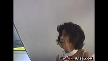 Granny hairy pussy