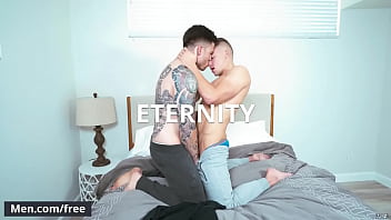 Porno gay jordan levine