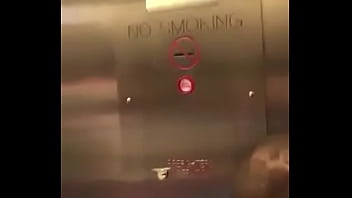 Follada en ascensor